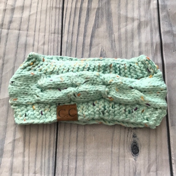✅2x Host Pick✅ C.C Knitted Headband Ear Warmers - Picture 2 of 4